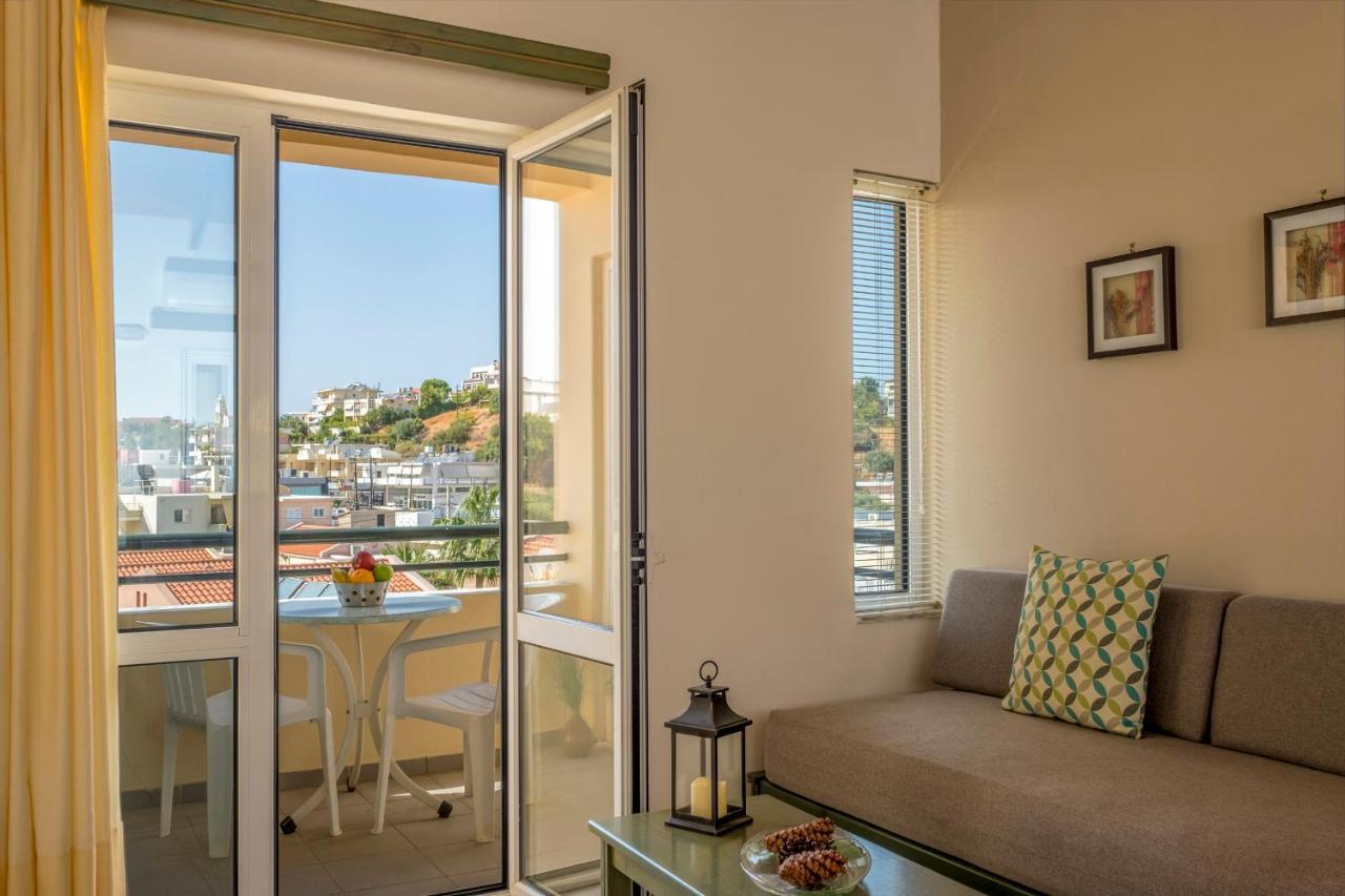 Theos Village Apartments Kato Daratso Bagian luar foto